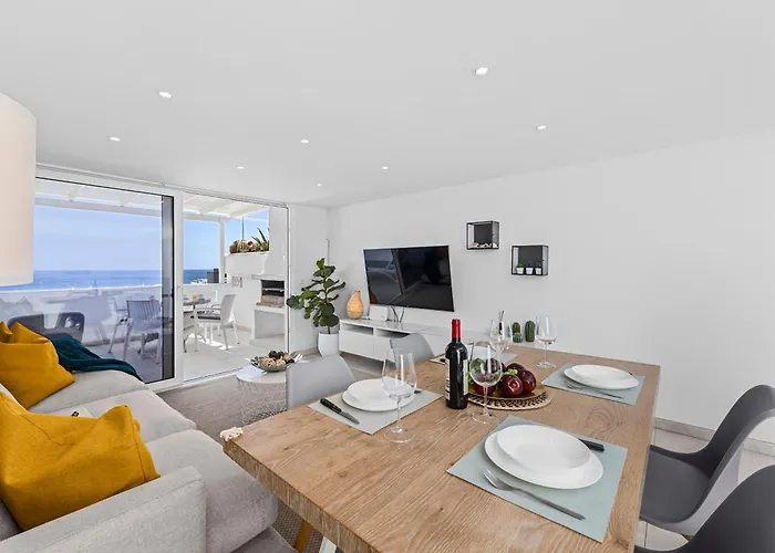 Appartement Stunning 2 Bedroom Duplex Close To Main With Seaviews Puerto del Carmen (Lanzarote)