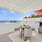 Stunning 2 Bedroom Duplex Close To Main With Seaviews *