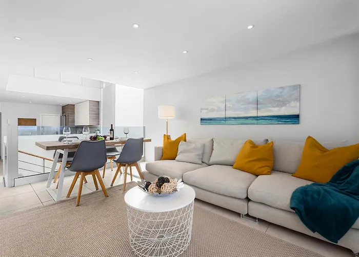 Stunning 2 Bedroom Duplex Close To Main With Seaviews Пуэрто дель Кармен