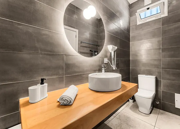 Stunning 2 Bedroom Duplex Close To Main With Seaviews * プエルト・デル・カルメン