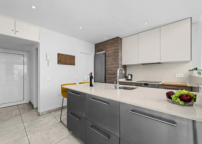 Апартаменты Stunning 2 Bedroom Duplex Close To Main With Seaviews Пуэрто дель Кармен